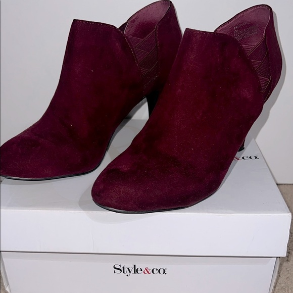 Style & Co. Women's Burgundy Ankle Boots - Picture 1 of 5